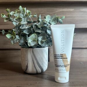 Volition Chocolate Macadamia Hydrating Mask